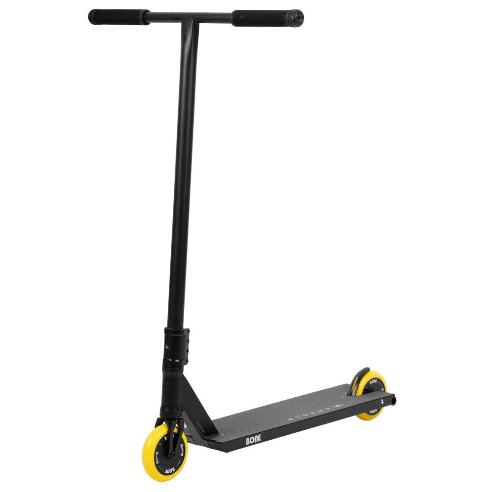 UrbanArtt Bone 5.5 x 21 Scooter Black Yellow