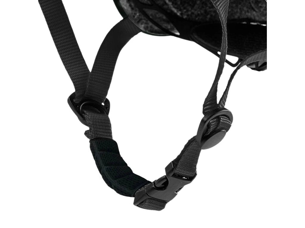 Stuntstep Helm Nexus Zwart