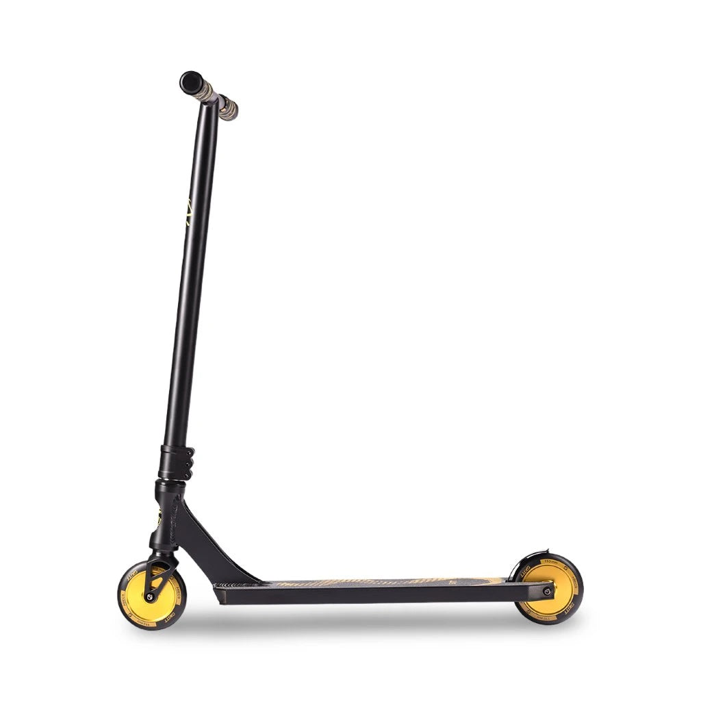 Stuntstep SKITT Venom 84cm Goud Zwart
