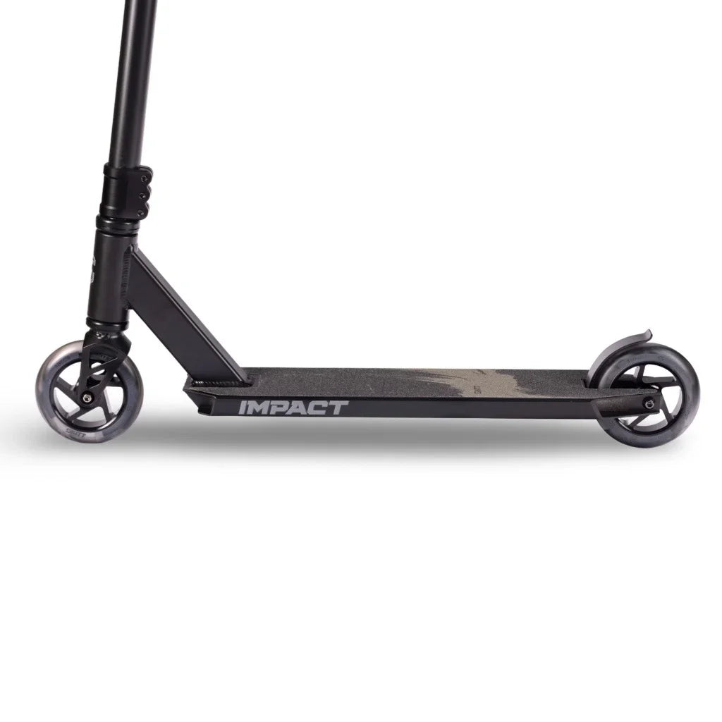 Skitt Stuntstep Impact Zwart 84cm