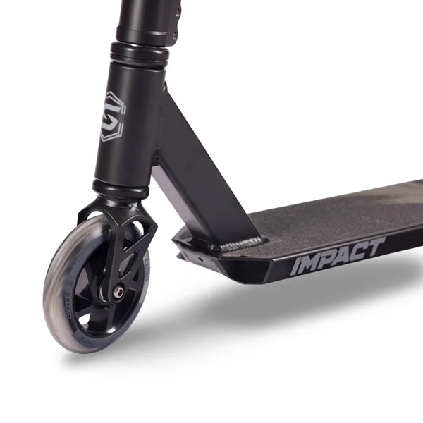Skitt Stuntstep Impact Zwart 84cm