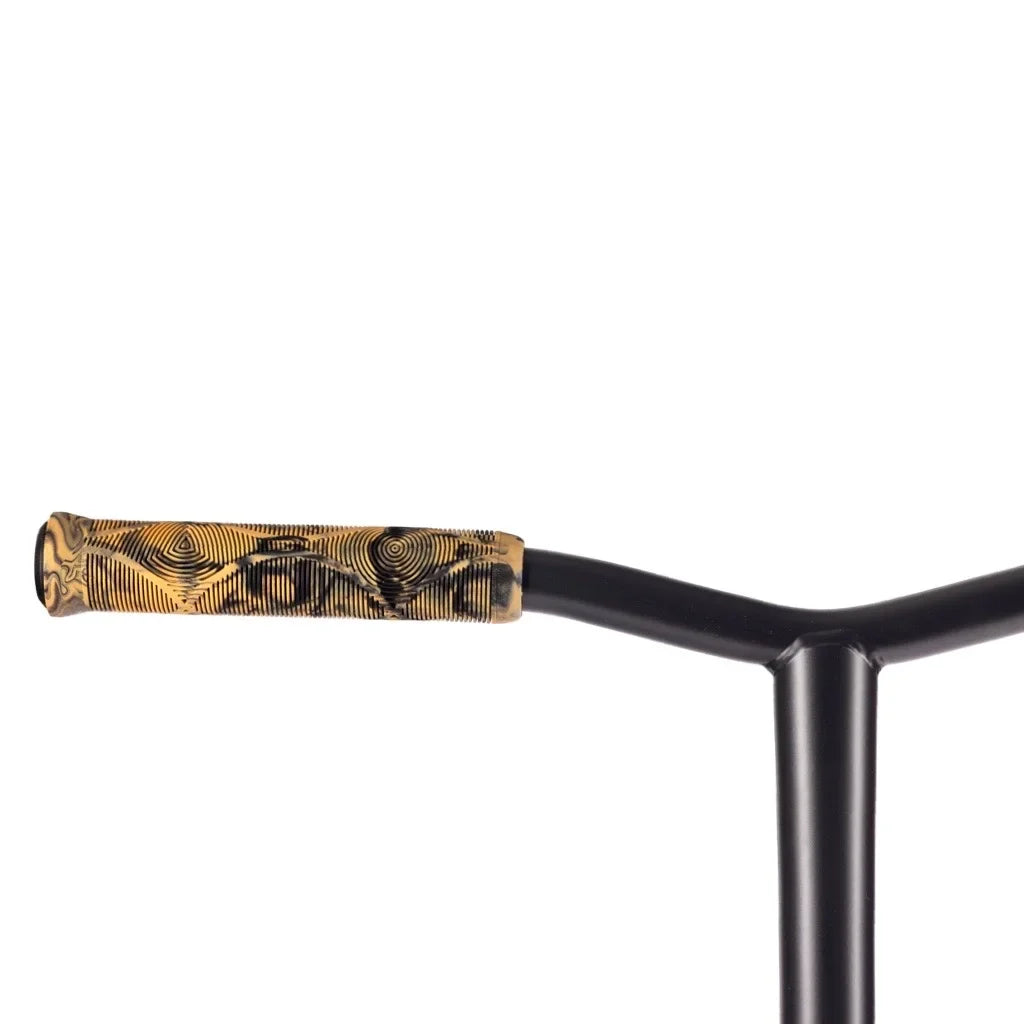 Skitt Stuntstep Impact Zwart - Goud 84cm