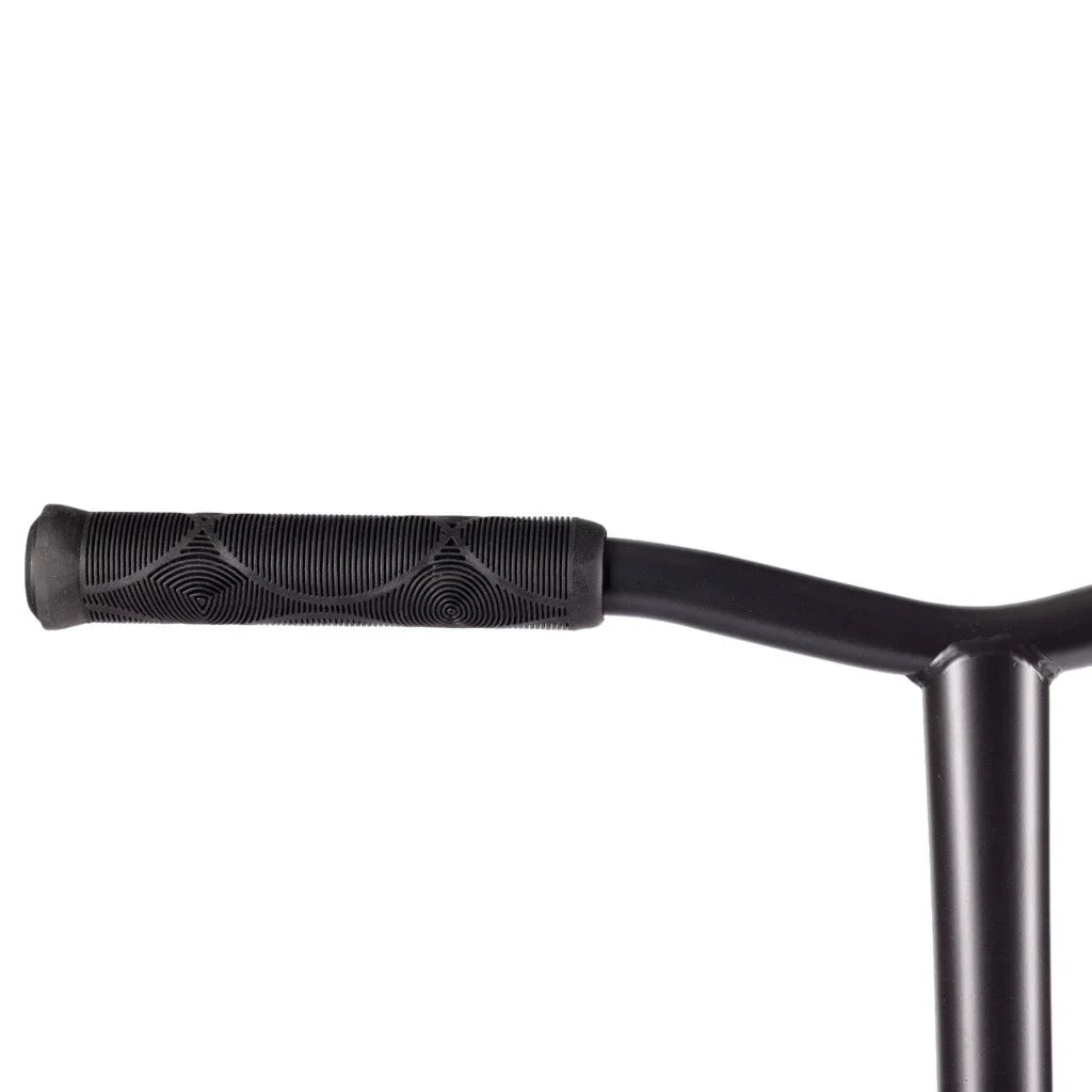 Skitt Stuntstep Impact Zwart - Neochrome 84cm