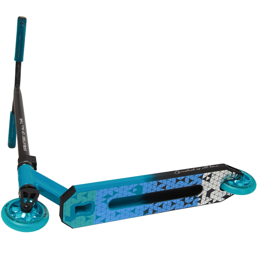 NKD Goat Stuntstep 83cm / 85cm Schwarz Blau Licht 