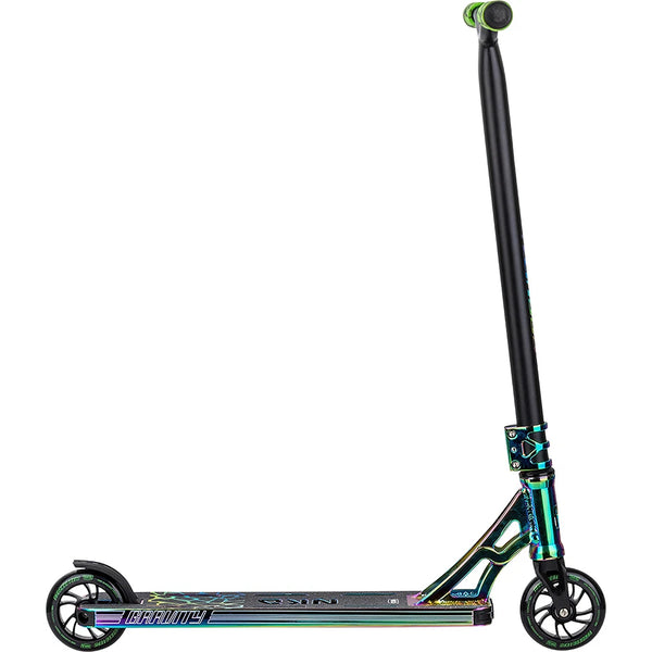 NKD Stuntstep Gravity Neochrome Zwart