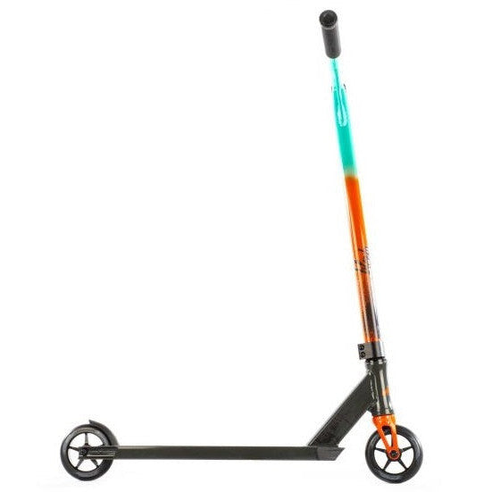 Versatyl Bloody Mary V2 Scooter Orange Blue