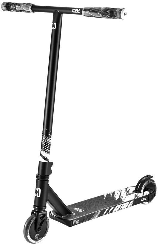 Core CB1 Stuntstep Zwart 80cm