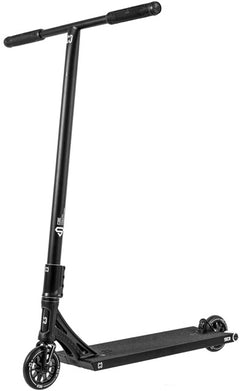 CORE ST3 Stuntstep Zwart 96cm