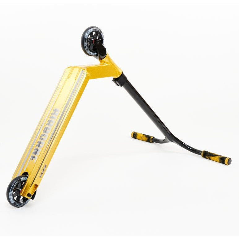 Dominator Airborne Scooter Gold Black 