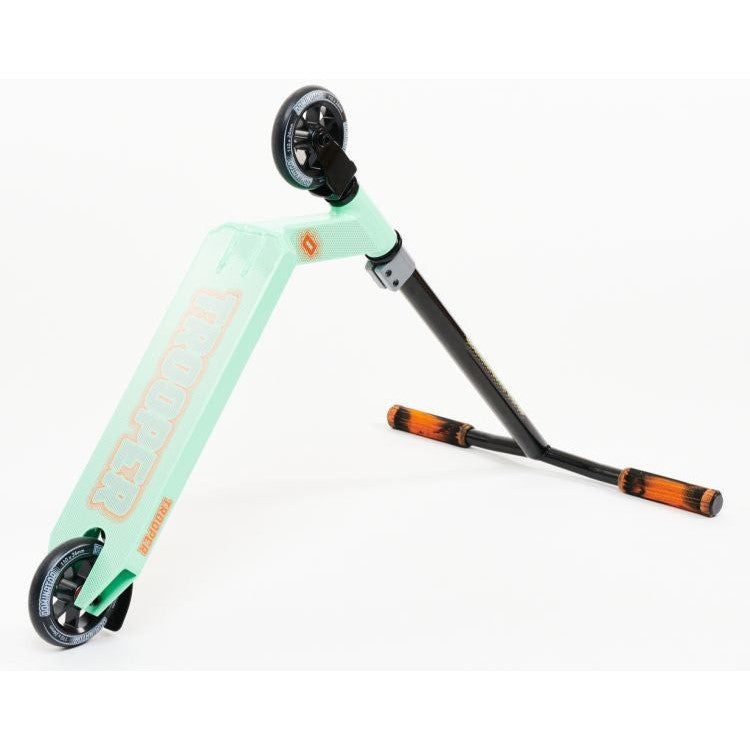 Dominator Trooper Scooter Teal Black