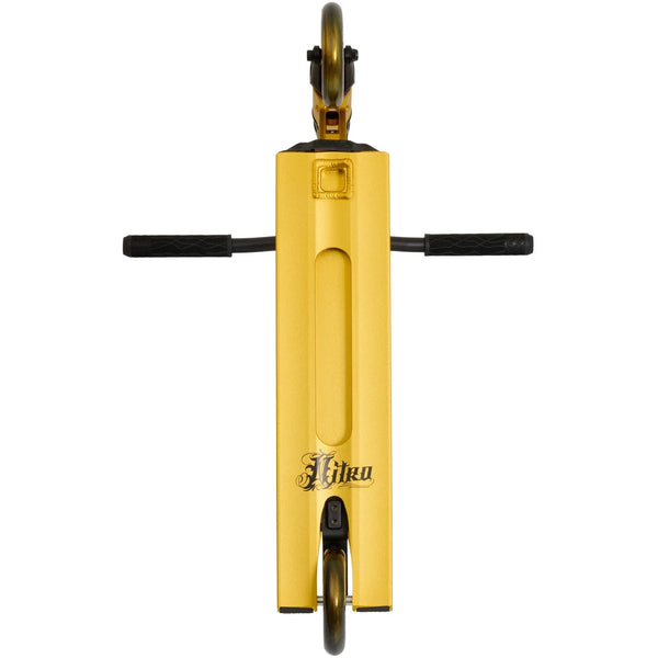 NKD Stuntstep Nitro Goud / Zwart 82cm