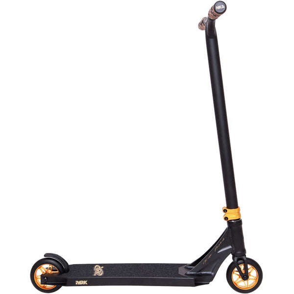 NKD Park Stunt Scooter Schwarz Neochrom 84cm 