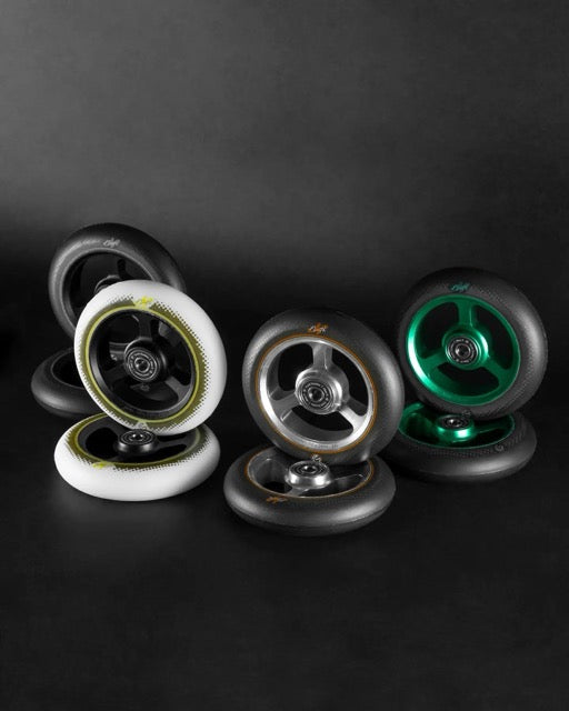 North Index 110 Wheel Emerald