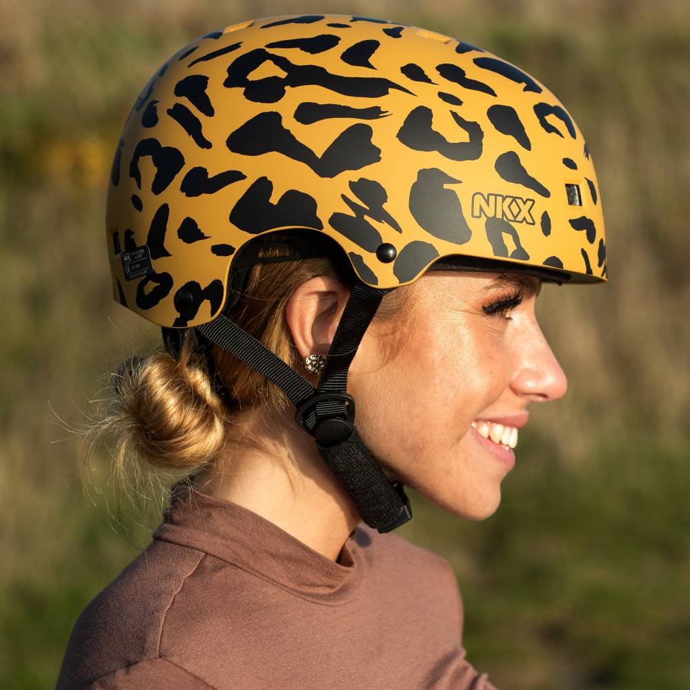 NKX Stuntstep Helm S / M / L Panter