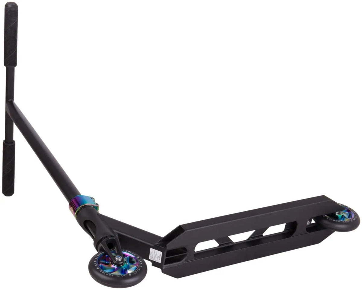 Striker Essential L Scooter Black Rainbow
