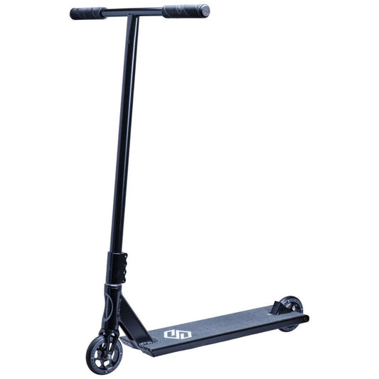 Striker Gravis L Scooter Black