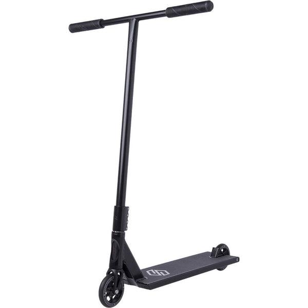 Striker Gravis L Scooter Black